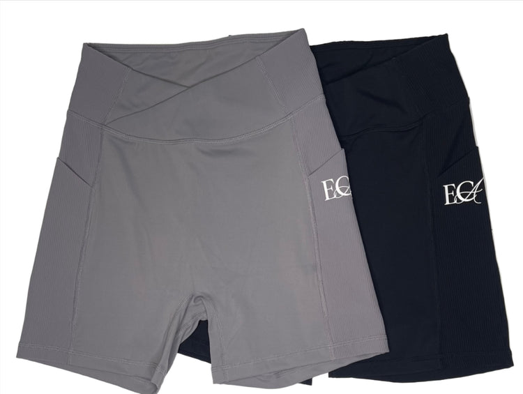 Crossover Waist Shorts w/pockets - Ecafitness